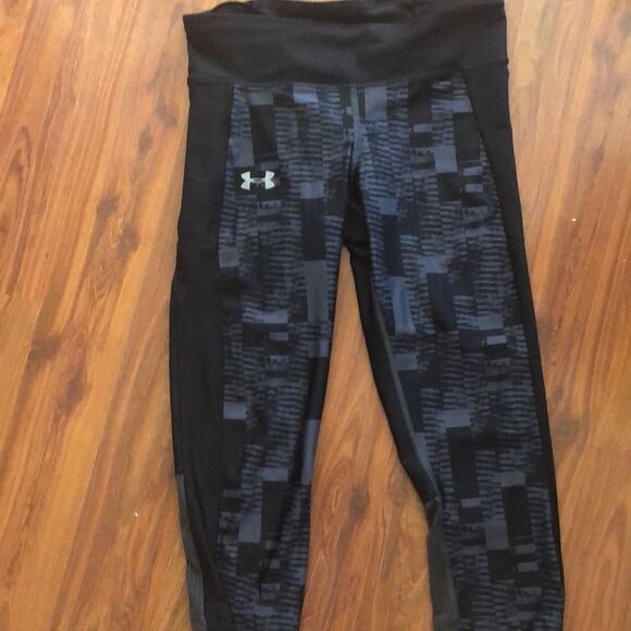 Under Armour Capri compression fitness pants/tights. M - Picture 1 of 7